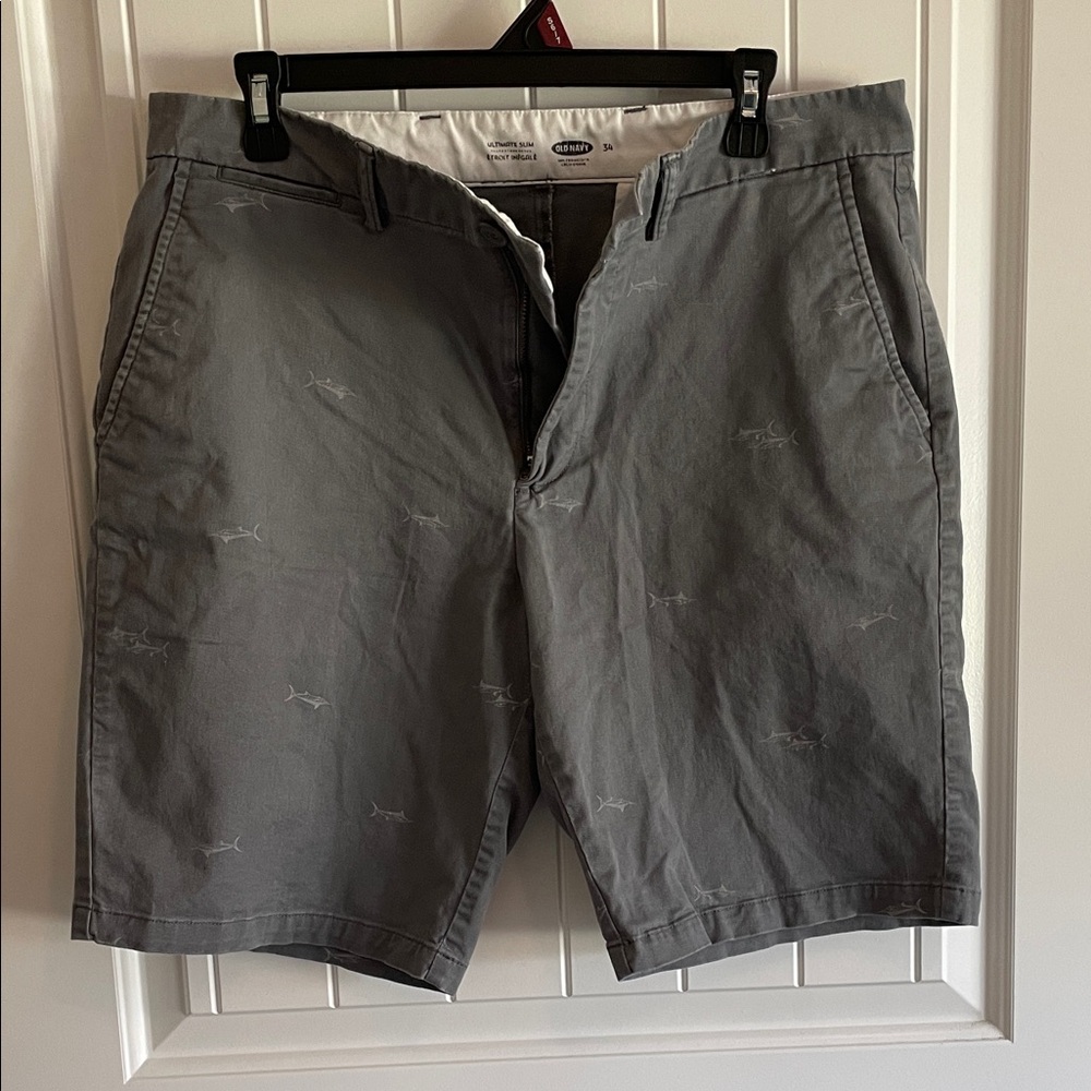 Old Navy Gray Shark Pattern Men's Shorts
